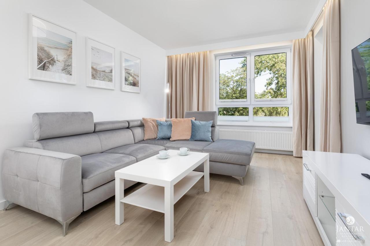 Jantar Apartamenty - Platany Kołobrzeg Kültér fotó