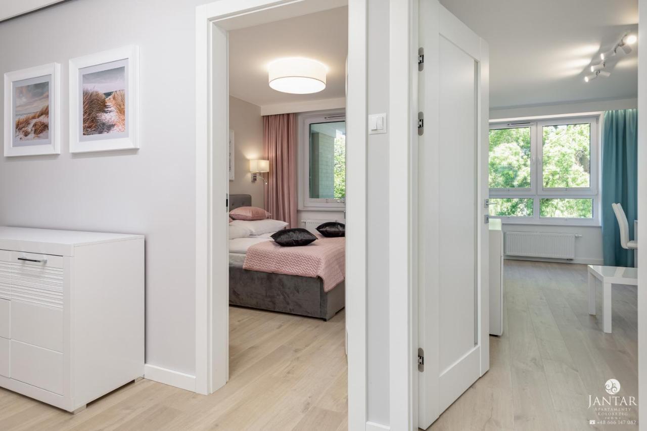 Jantar Apartamenty - Platany Kołobrzeg Kültér fotó